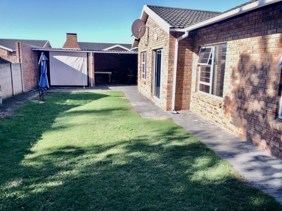 3 Bedroom Property for Sale in Sherwood Eastern Cape